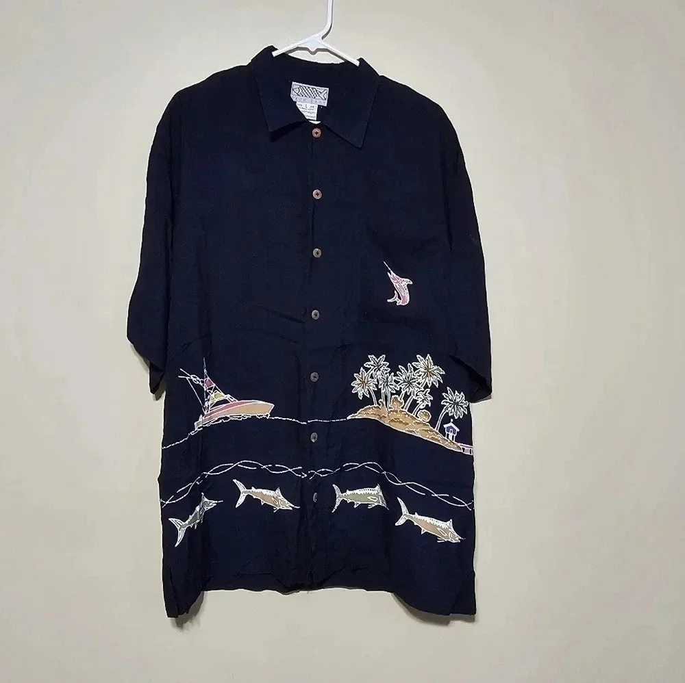 Vintage Back East Men's Size Large Short Sleeve Button Front Shirt Swordfish